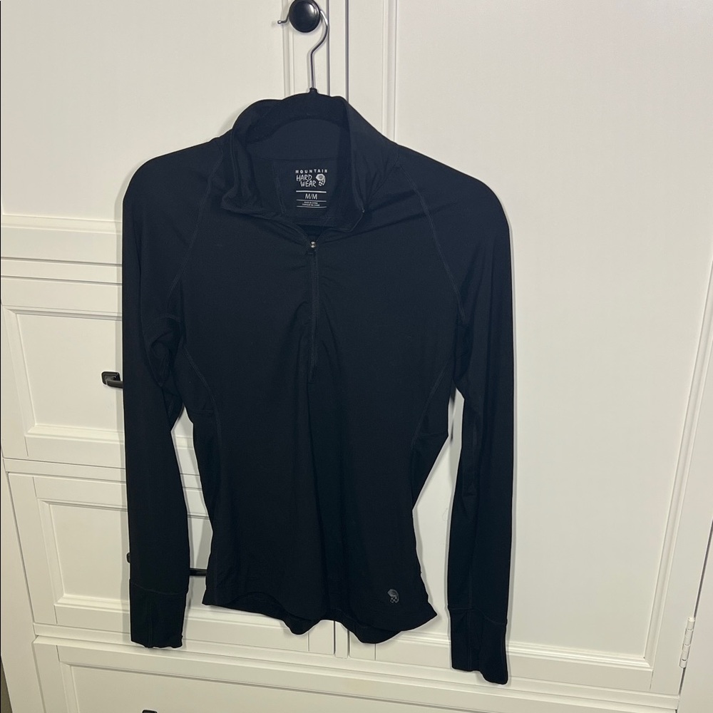 Mountain Hardwear Black Long Sleeve Women's Top